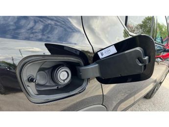 Volvo XC40 2.0 B4P Ultra Black Edition 5dr Auto Petrol Estate
