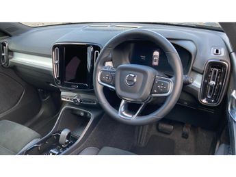 Volvo XC40 2.0 B4P Ultra Black Edition 5dr Auto Petrol Estate
