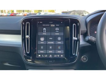 Volvo XC40 2.0 B4P Ultra Black Edition 5dr Auto Petrol Estate