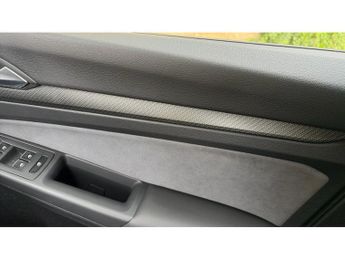 Volkswagen Golf 1.5 eTSI 150 R-Line 5dr DSG Petrol Hatchback