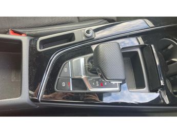 Audi A4 40 TDI Quattro Black Edition 5dr S Tronic Diesel Estate
