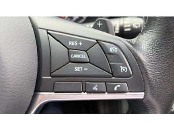 Nissan Juke 1.0 DiG-T 114 N-Connecta 5dr DCT Petrol Hatchback