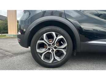 Renault Captur 1.3 TCE 140 SE Edition 5dr EDC Petrol Hatchback