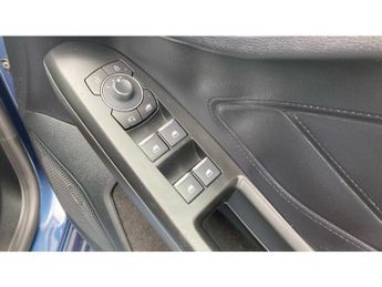 Ford Focus 1.0 EcoBoost Hybrid mHEV ST-Line 5dr Auto Petrol Hatchback