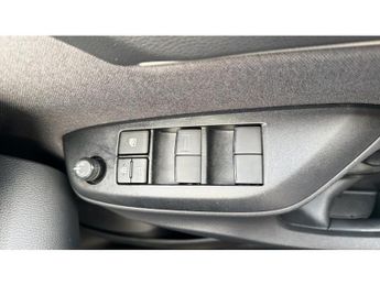 Toyota Yaris Cross 1.5 Hybrid Design 5dr CVT Hybrid Estate