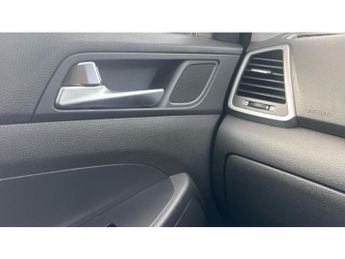 Hyundai TUCSON 1.7 CRDi Blue Drive SE Nav 5dr 2WD DCT Diesel Estate