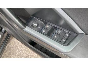Audi Q3 35 TFSI S Line 5dr S Tronic Petrol Estate