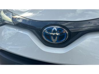 Toyota C-HR 1.8 Hybrid Dynamic 5dr CVT Hybrid Hatchback