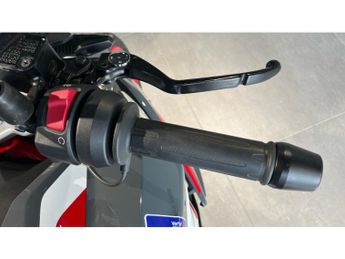 BMW G310 BMW G310 R