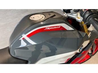 BMW G310 BMW G310 R