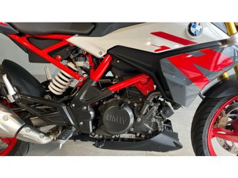 BMW G310 BMW G310 R