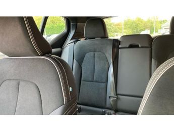 Volvo XC40 2.0 B3P Plus Dark 5dr Auto Petrol Estate