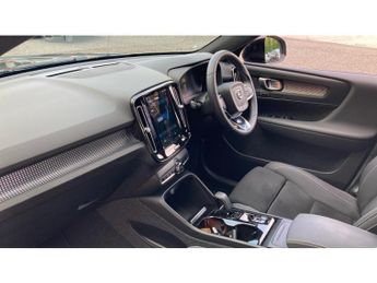Volvo XC40 2.0 B3P Plus Dark 5dr Auto Petrol Estate