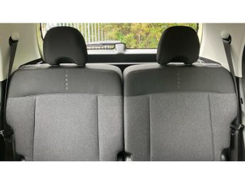 Hyundai INSTER 85kW 02 49kWh 5dr Auto Electric Hatchback