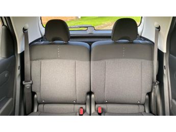 Hyundai INSTER 85kW 02 49kWh 5dr Auto Electric Hatchback