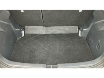Toyota Yaris 1.5 Hybrid Dynamic 5dr CVT Hybrid Hatchback