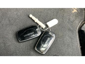 Toyota Yaris 1.5 Hybrid Dynamic 5dr CVT Hybrid Hatchback