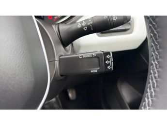 Renault Clio 1.6 E-TECH full hybrid 145 Techno 5dr Auto Hybrid Hatchback