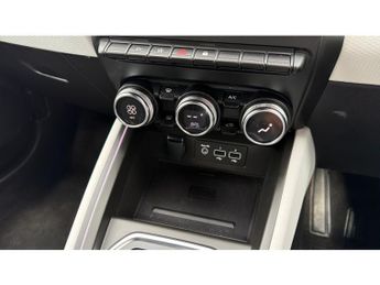 Renault Clio 1.6 E-TECH full hybrid 145 Techno 5dr Auto Hybrid Hatchback