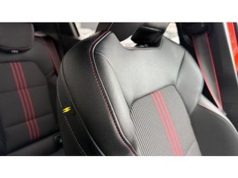 Renault Clio 1.6 E-TECH Hybrid 140 RS Line 5dr Auto Hybrid Hatchback