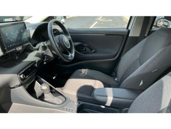Toyota Yaris 1.5 Hybrid Design 5dr CVT Hybrid Hatchback