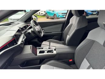 Vauxhall Grandland 1.2 Hybrid [136] Ultimate 5dr e-DCT6 [Pan Roof] Petrol Hatchback