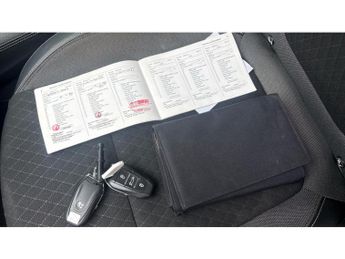Vauxhall Grandland X 1.2 Turbo Griffin Edition 5dr Auto Petrol Hatchback