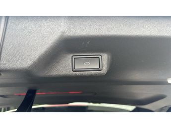 Volkswagen ID. Buzz 150kW Style Pro 77kWh 5dr Auto Electric Estate
