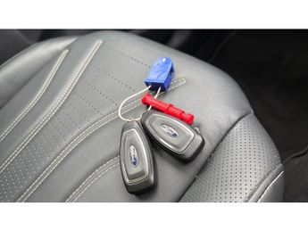 Ford Kuga 2.5 FHEV Vignale 5dr CVT Hybrid Estate