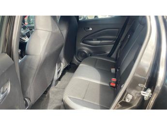Nissan Juke 1.0 DiG-T 114 N-Connecta 5dr DCT Petrol Hatchback