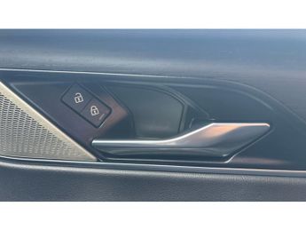 Jaguar F-Pace 2.0 D200 R-Dynamic Black 5dr Auto AWD Diesel Estate