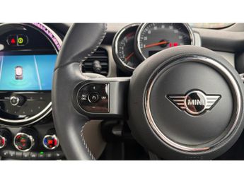 MINI Hatchback 1.5 Cooper Exclusive Premium 5dr Auto Petrol Hatchback
