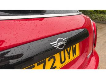 MINI Hatchback 1.5 Cooper Exclusive Premium 5dr Auto Petrol Hatchback