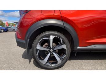 Nissan Juke 1.0 DiG-T 114 Tekna 5dr DCT Petrol Hatchback