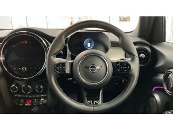 MINI Hatchback 1.5 Cooper Exclusive Premium 5dr Auto Petrol Hatchback
