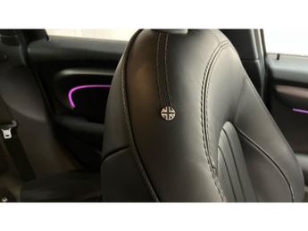 MINI Hatchback 1.5 Cooper Exclusive Premium 5dr Auto Petrol Hatchback