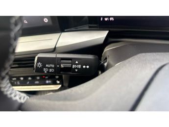 Vauxhall Frontera 83kW Ultimate 44kWh 5dr Auto Electric Estate