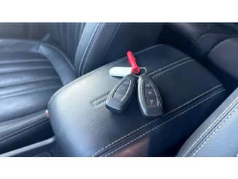 Ford Kuga 2.5 FHEV Vignale 5dr CVT Hybrid Estate