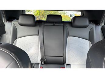 Volkswagen ID.3 150kW Family Pro Performance 58kWh 5dr Auto Electric Hatchback