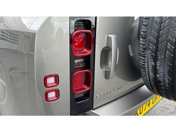 Land Rover Defender 3.0 D350 X-Dynamic HSE 90 3dr Auto Diesel Estate