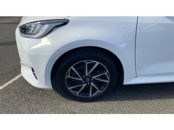 Toyota Yaris 1.5 Hybrid Design 5dr CVT Hybrid Hatchback