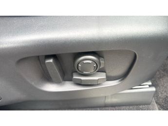 Land Rover Discovery 3.0 D350 Dynamic HSE 5dr Auto Diesel Station Wagon