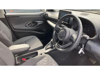 Toyota Yaris 1.5 Hybrid Design 5dr CVT Hybrid Hatchback