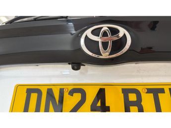 Toyota Yaris 1.5 Hybrid Design 5dr CVT Hybrid Hatchback