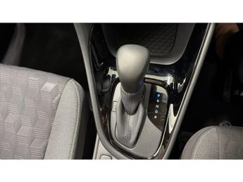 Toyota Yaris 1.5 Hybrid Design 5dr CVT Hybrid Hatchback