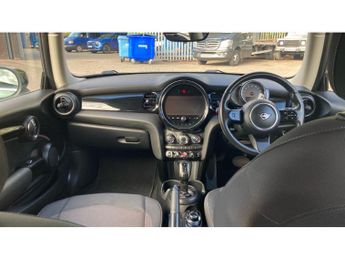 MINI Hatchback 1.5 Cooper Classic 3dr Auto Petrol Hatchback