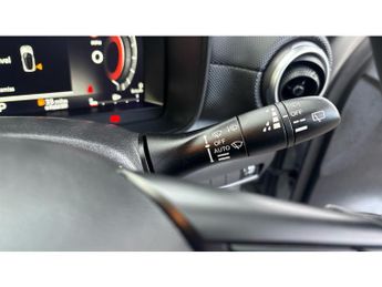 Nissan Juke 1.6 Hybrid N-Connecta 5dr Auto Hybrid Hatchback