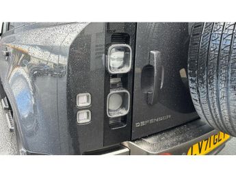 Land Rover Defender 3.0 D300 X 110 5dr Auto Diesel Estate