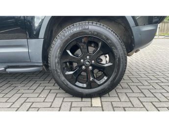Land Rover Defender 3.0 D250 HSE 90 3dr Auto Diesel Estate