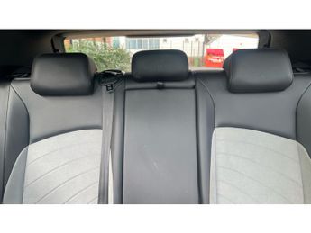Volkswagen ID.3 150kW Family Pro Performance 58kWh 5dr Auto Electric Hatchback